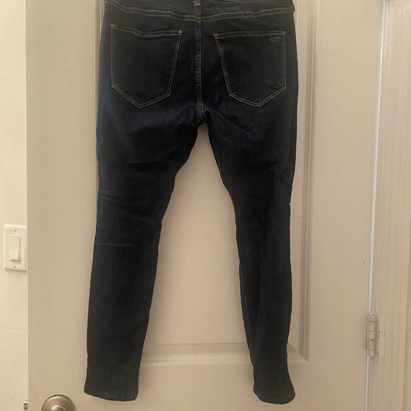 never worn - Picture 2 of 2